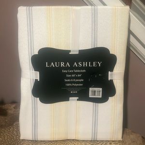 Laura Ashley Easy Care Tablecloth 60”x 84”
